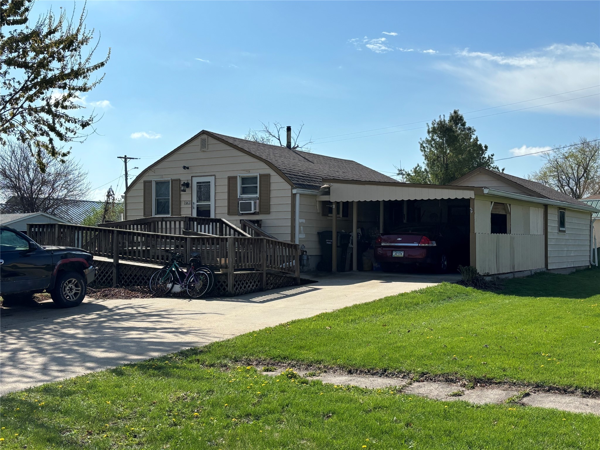 2643 Taft Street, Perry, Iowa image 1