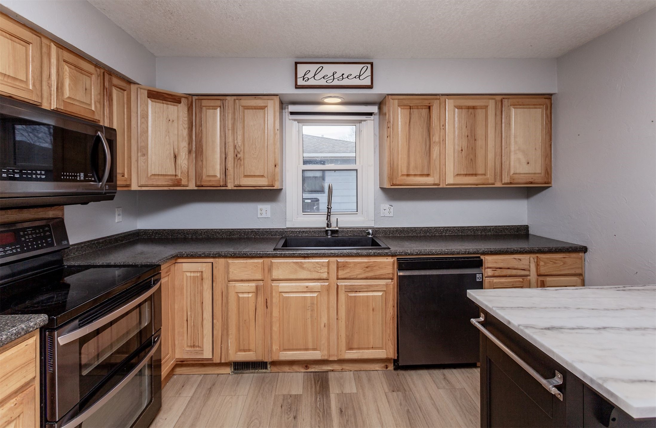 1317 Lyndale Drive, Polk City, Iowa image 16