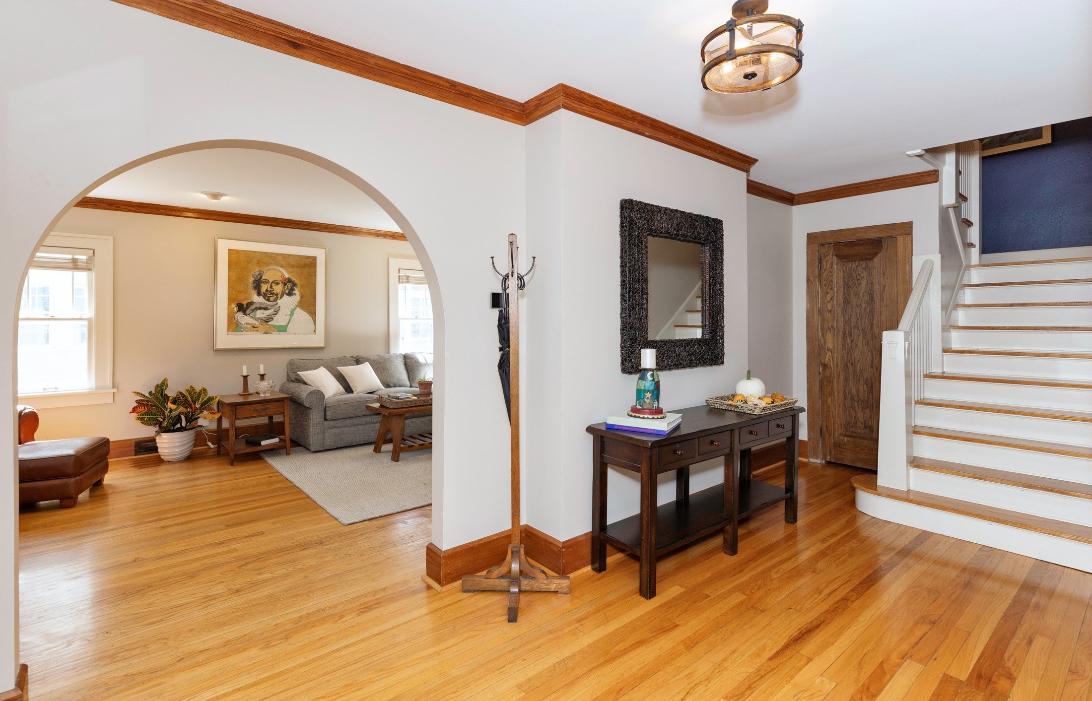 534 Waterbury Circle