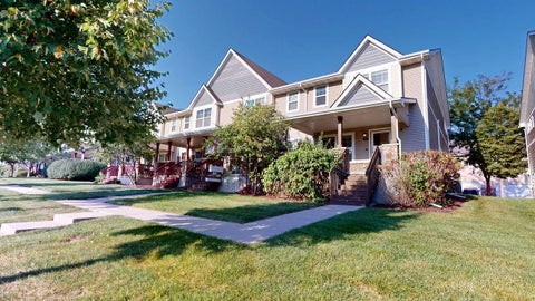 Townhouse For Sale - 125 64th Street<br/> Dallas County, West Des Moines, IA 50266