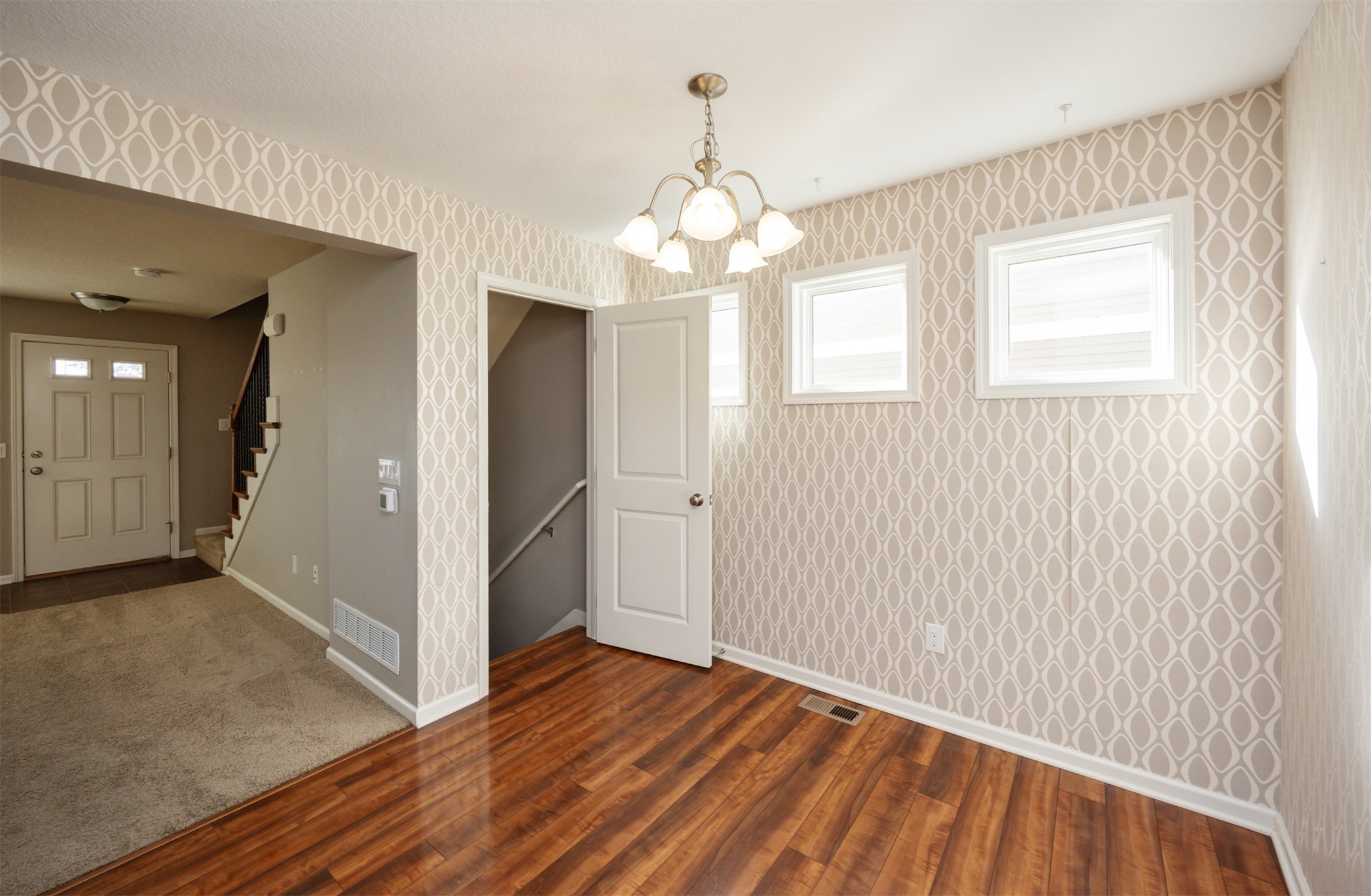 5827 Marble Circle, Johnston, Iowa image 16