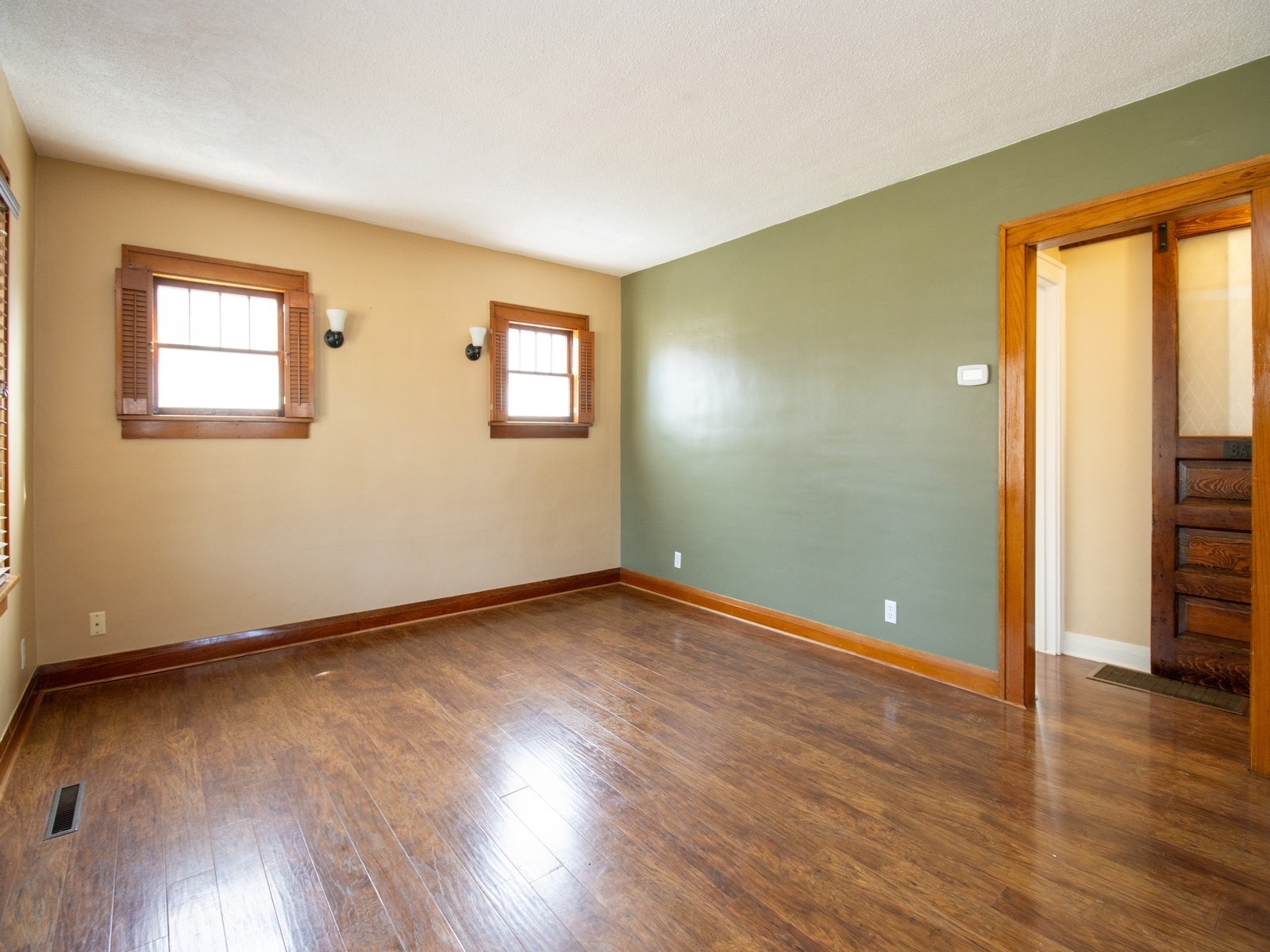 811 S 7th Avenue, Newton, Iowa image 6