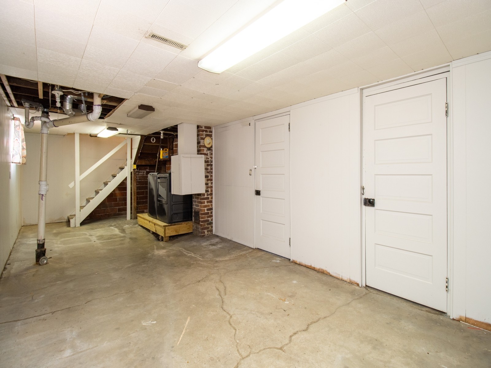 811 S 7th Avenue, Newton, Iowa image 27