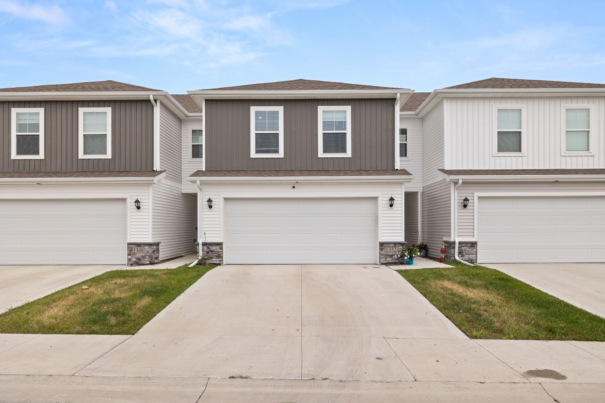 Photo 1 of 25 — 1352 NE 59th Lane, Ankeny, IA 50021