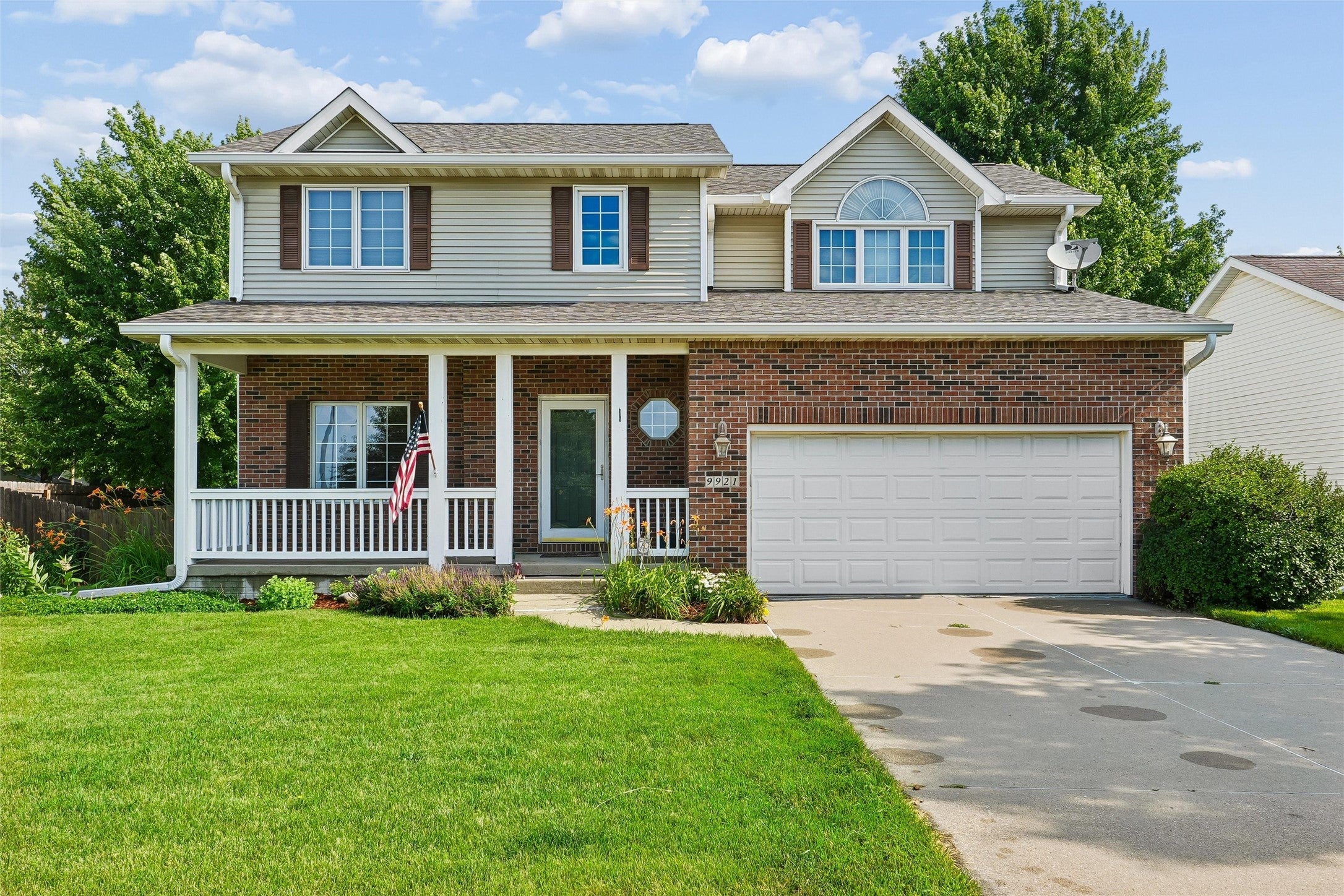 Photo 1 of 35 — 9921 Catalina Drive, Johnston, IA 50131