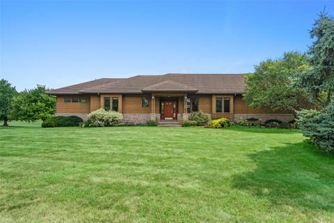 Homes For Sale - 212 Deere Road<br/> Boone County, Hubbard, IA 50122