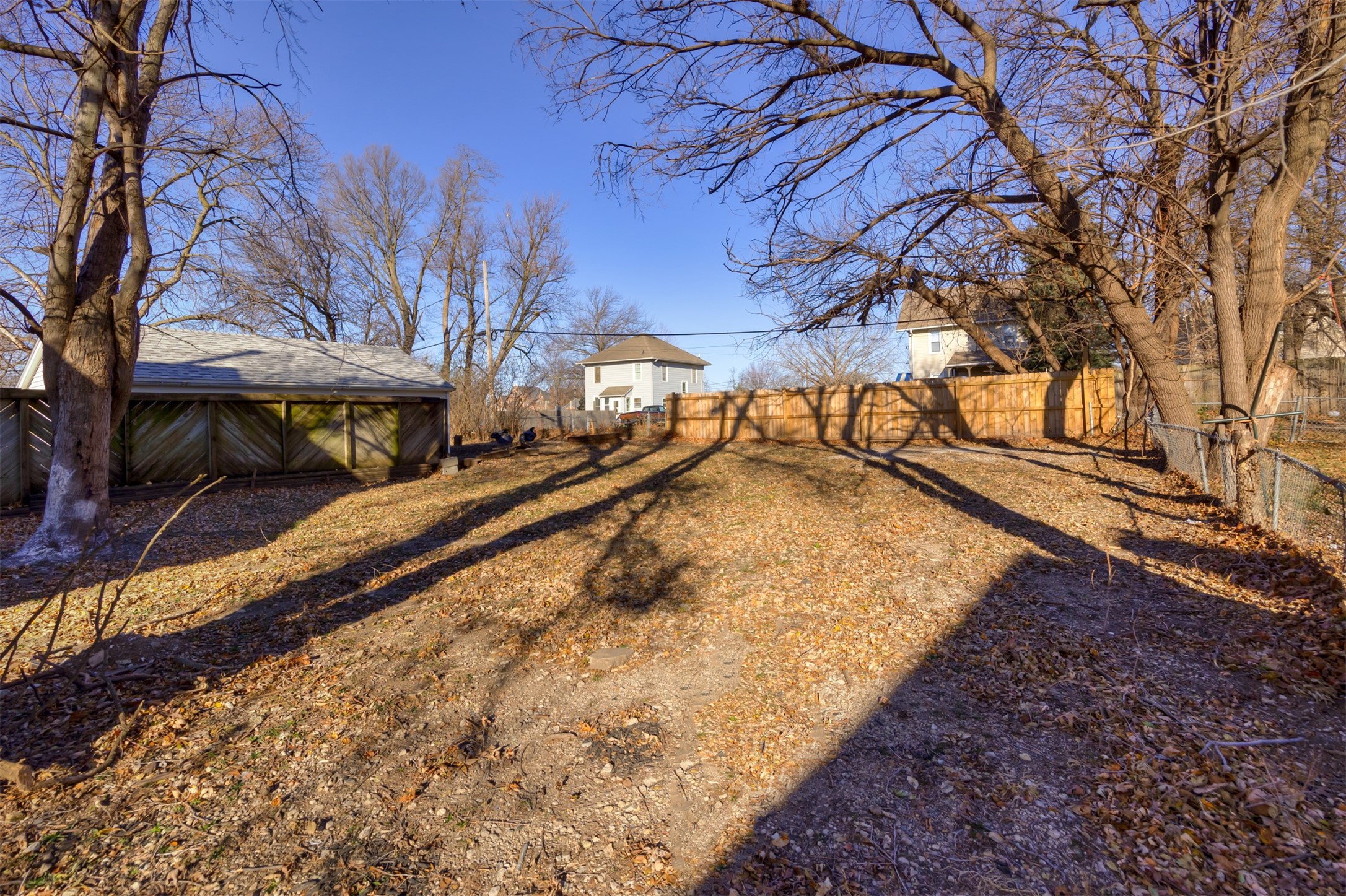 1332 E Sheridan Avenue, Des Moines, Iowa image 3