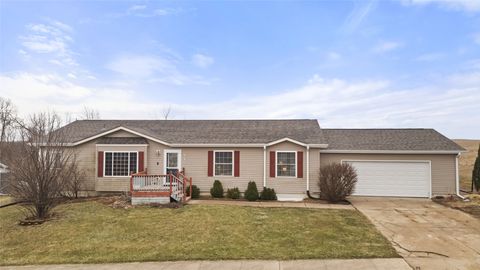 Apartment For Sale - 210 Davenport Street<br/> Jasper County, Mingo, IA 50168