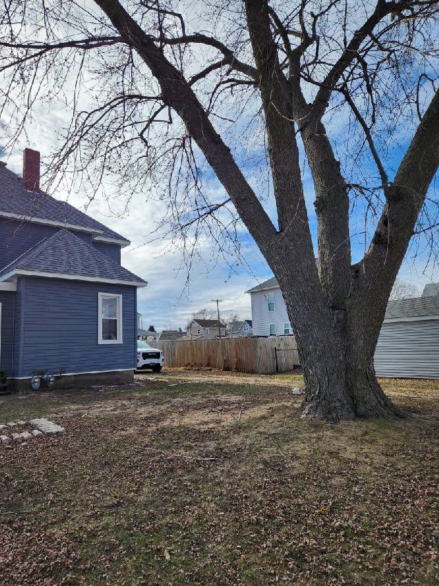 412 S 2nd Avenue, Newton, Iowa image 3