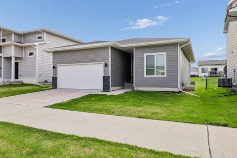 Homes For Sale - 2106 Ammann Drive<br/> Dallas County, Adel, IA 50003