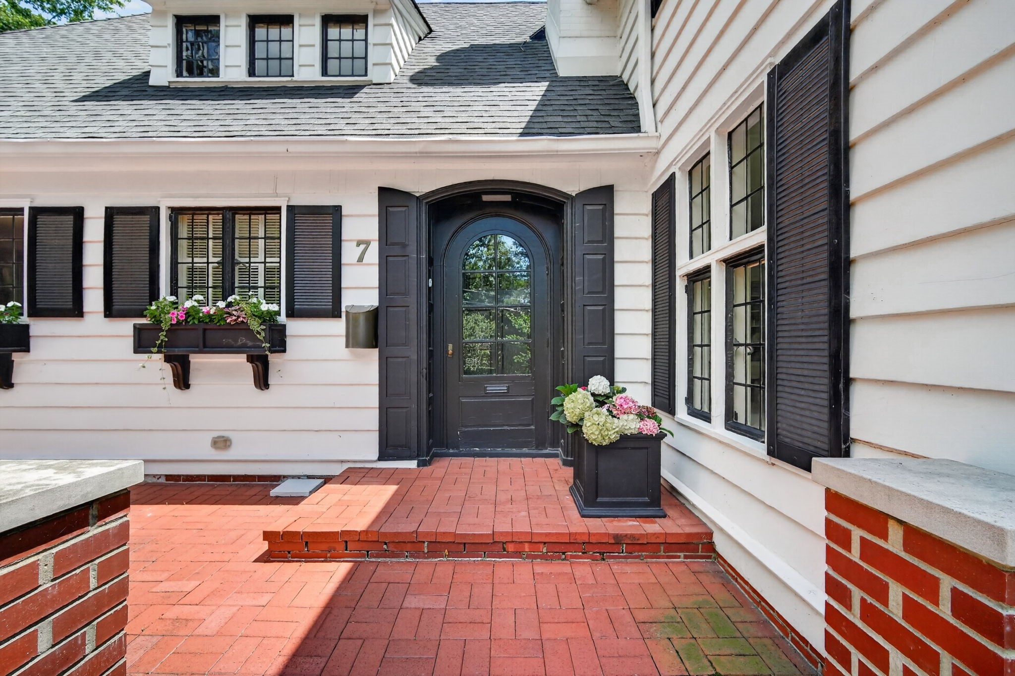 7 35th Street