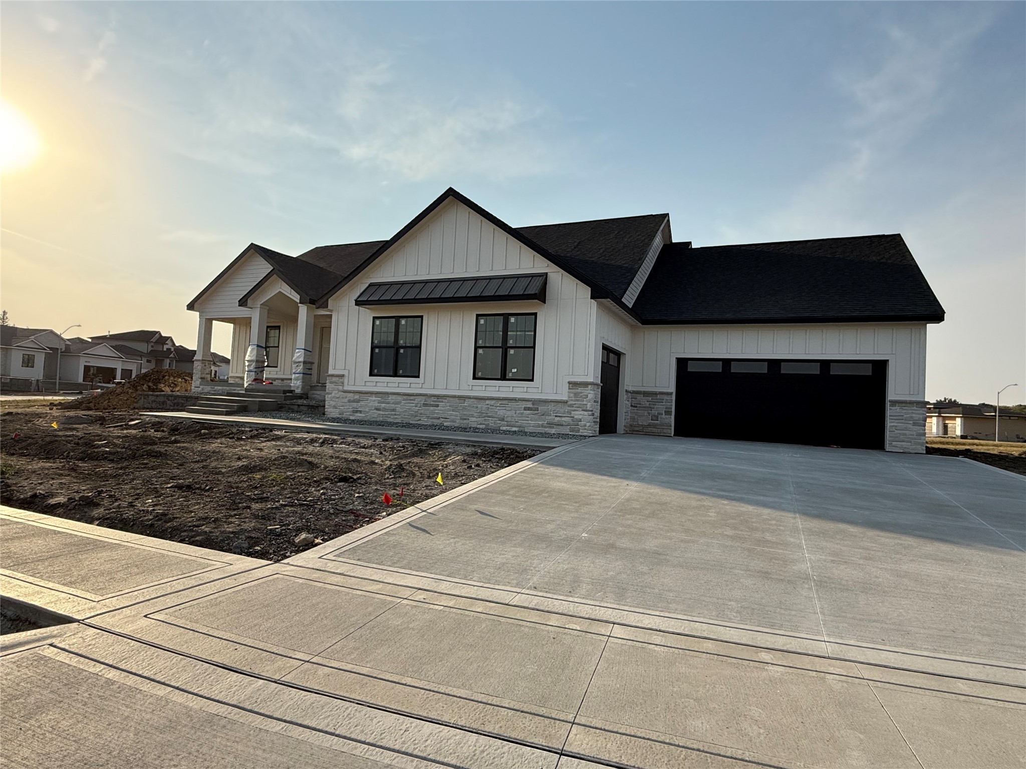 18167 Alderleaf Drive, Clive, Iowa image 35