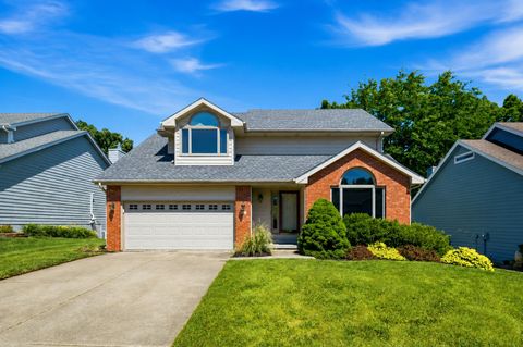 Homes For Sale - 812 S 26th Street<br/> West Des Moines, IA 50265