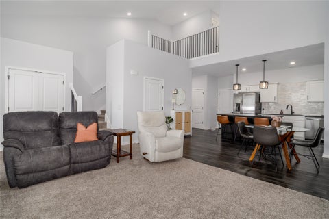 Condo For Sale - 565 10th Street<br/> Waukee, IA 50263