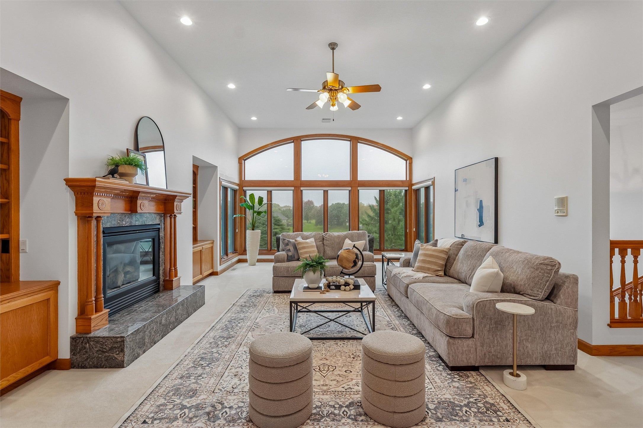 720 SE Southfork Drive