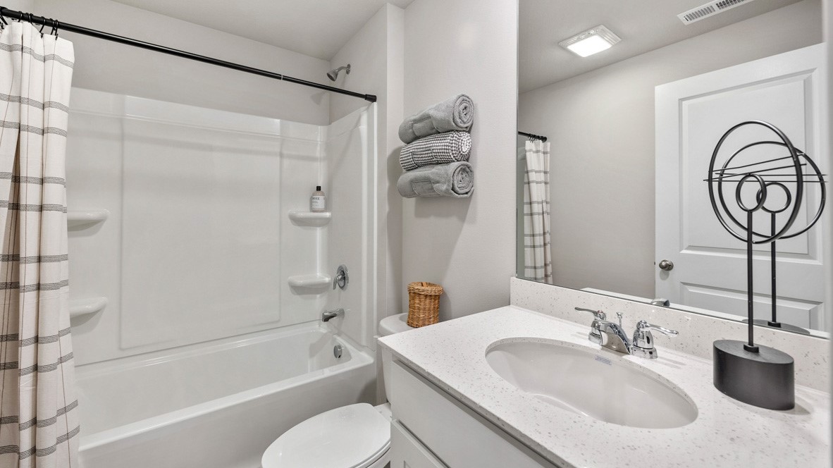 15206 Ironwood Lane, Urbandale, Iowa image 26