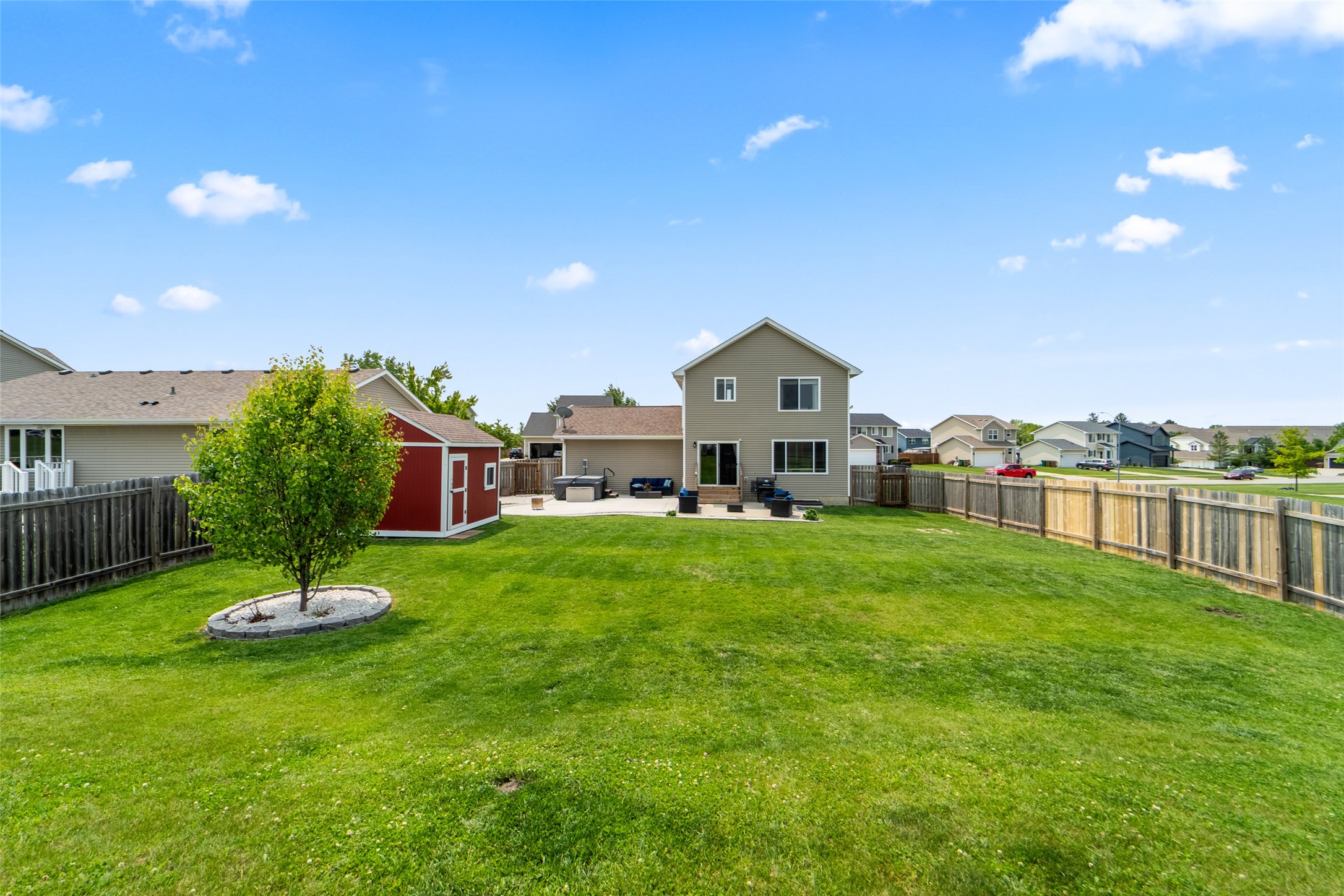 10231 Catalina Drive, Johnston, Iowa image 28