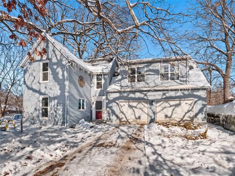 2731 Franklin Avenue Des Moines IA 50310