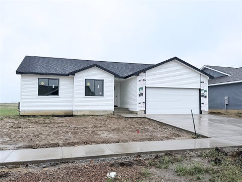 Homes For Sale - 3192 Marigold Circle<br/> Pella, IA 50219