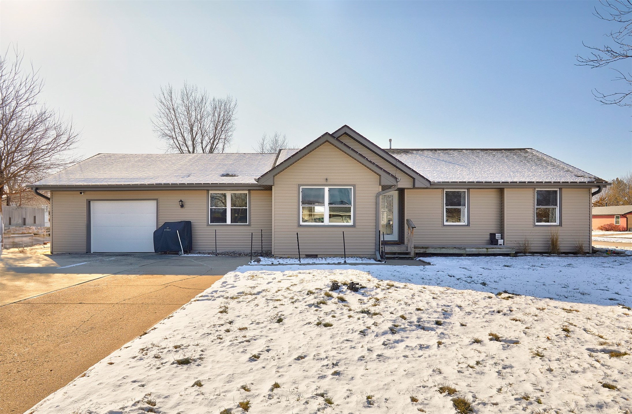 1009 Grant Court, Bondurant, Iowa image 1