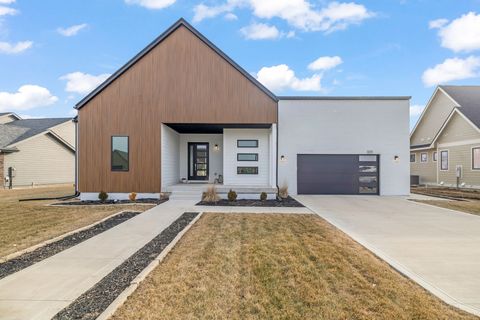 320 N 36th Street Cumming IA 50061