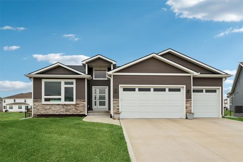 Homes For Sale - 1210 NW Pine Bluff Circle<br/> Waukee, IA 50263