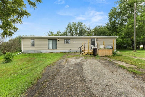 Homes For Sale - 2940 Lafayette Avenue<br/> Marshall County, Melbourne, IA 50162