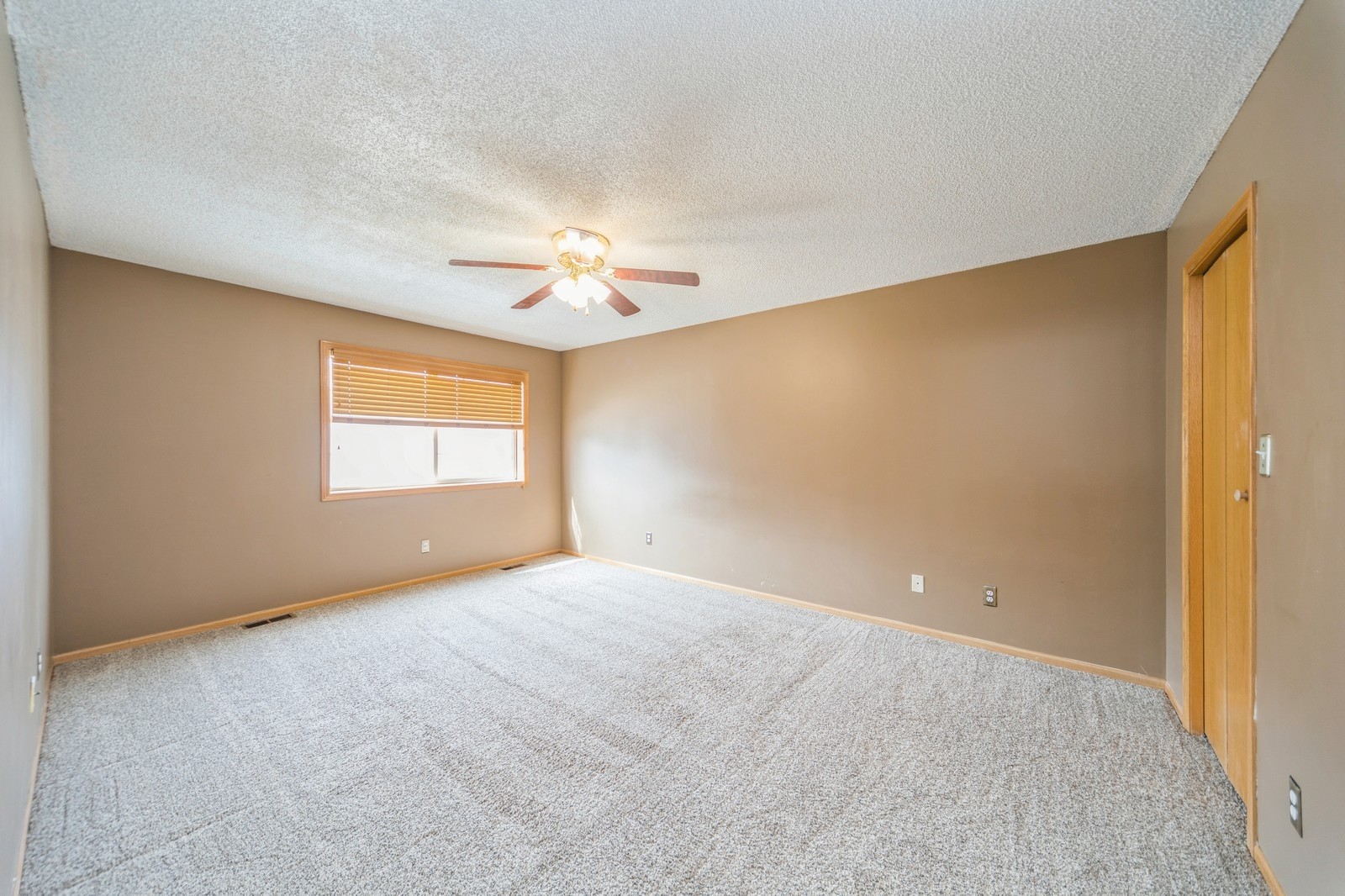1321 SE Delaware Avenue #6, Ankeny, Iowa image 10
