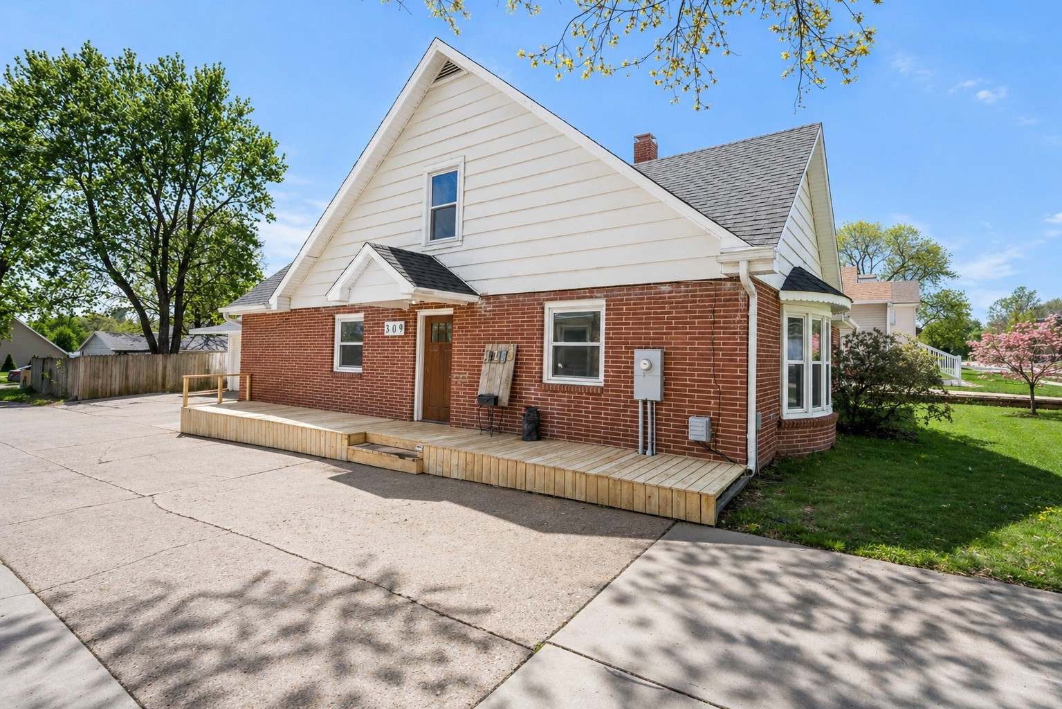 309 Union Street