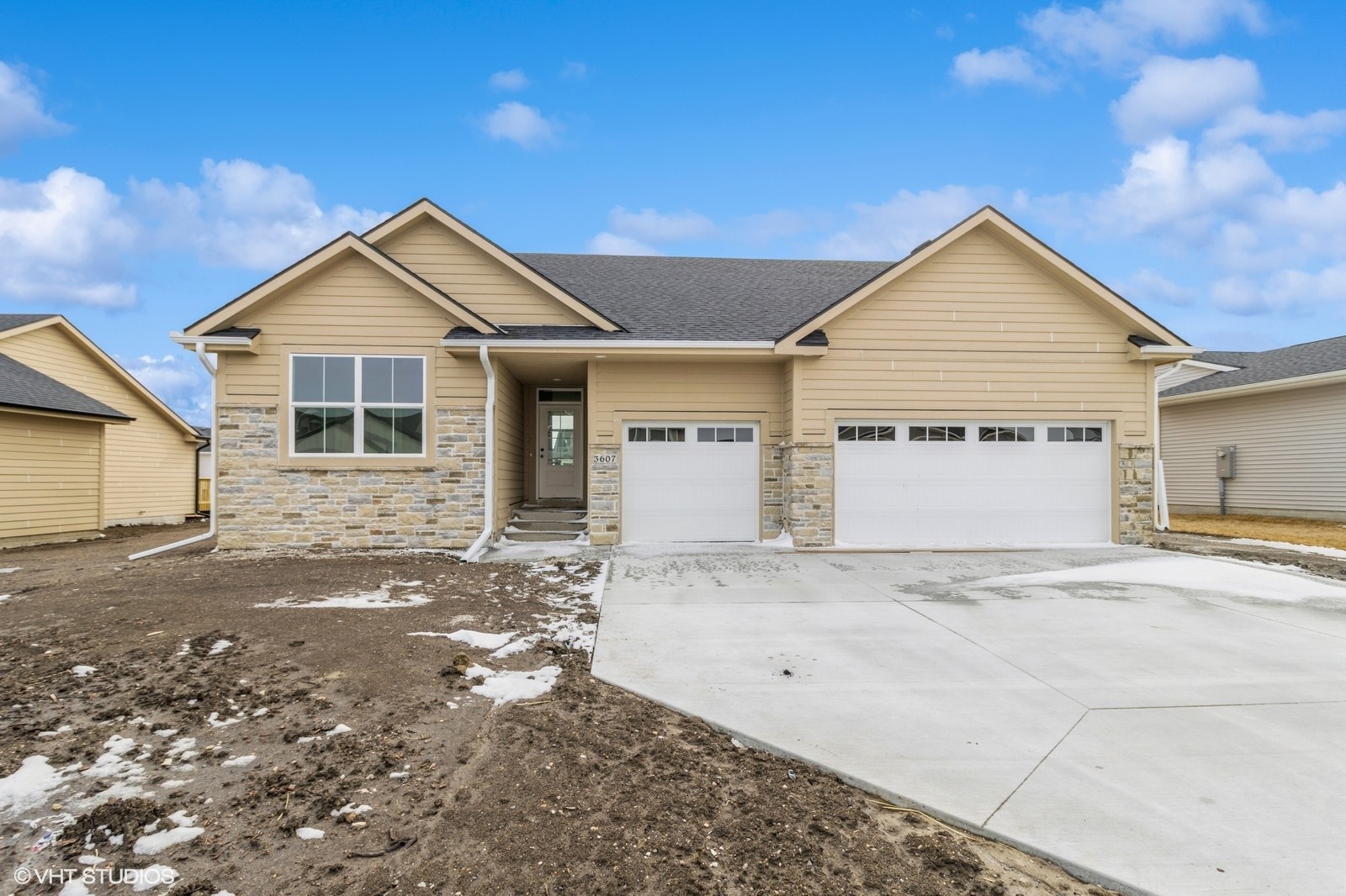 100 W 8th Avenue, Indianola, Iowa image 1
