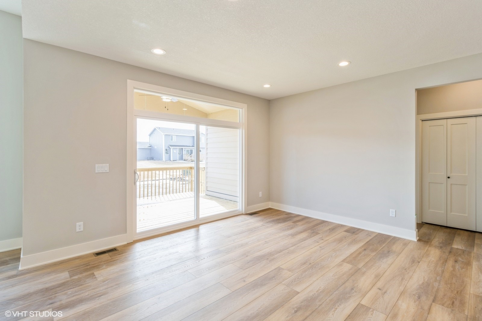 100 W 8th Avenue, Indianola, Iowa image 9