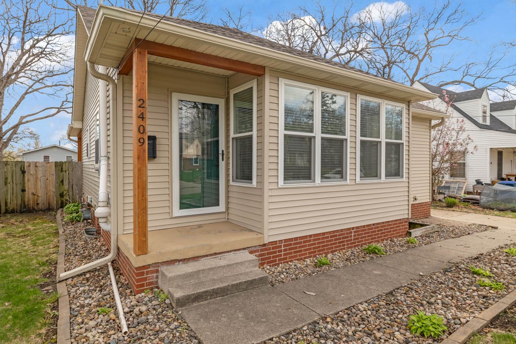 2409 33rd Street, Des Moines, Iowa image 3