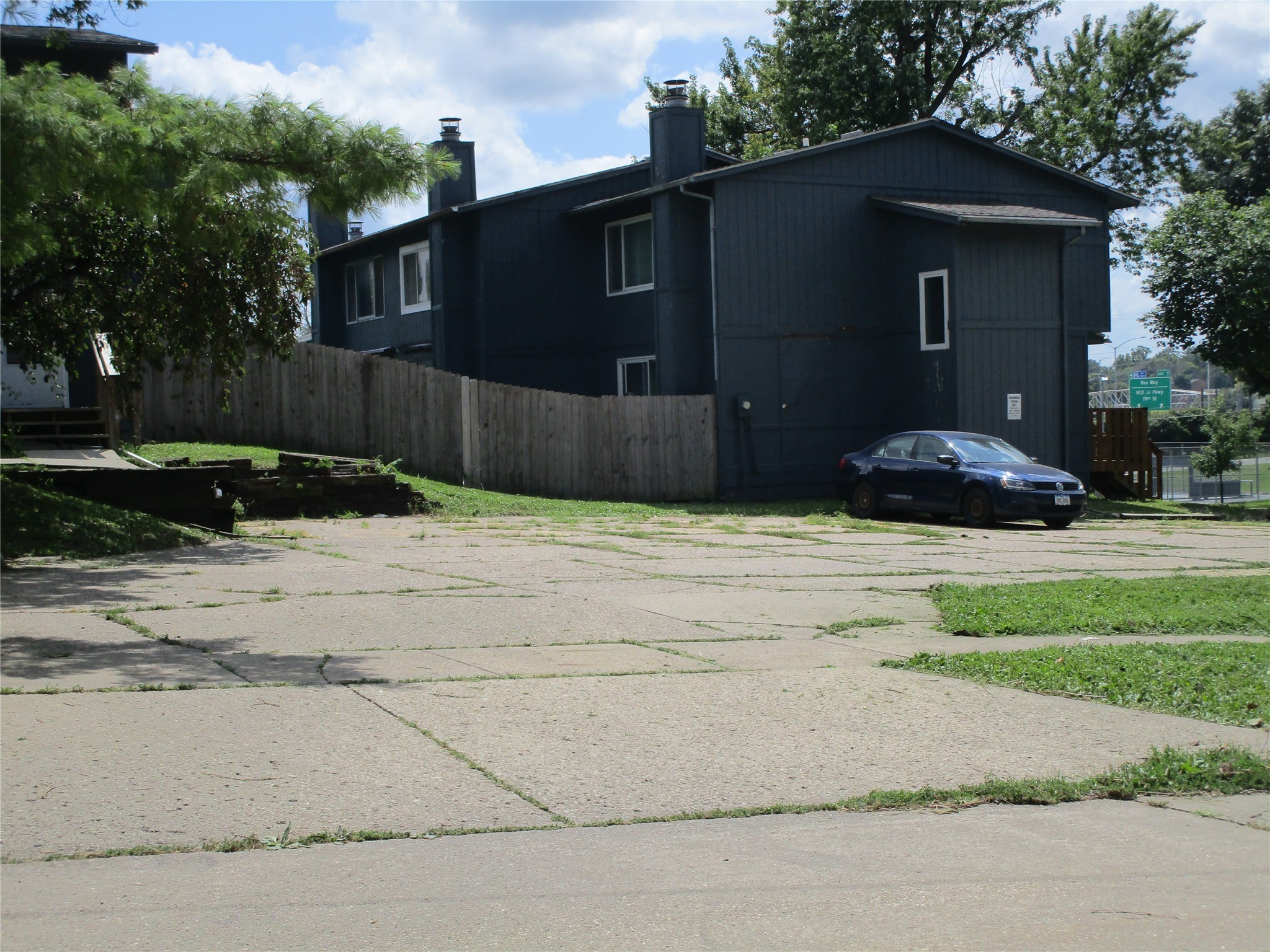 Des Moines, Iowa 50314, United States, 2 Bedrooms Bedrooms, ,1 BathroomBathrooms,Residential,Active,185673