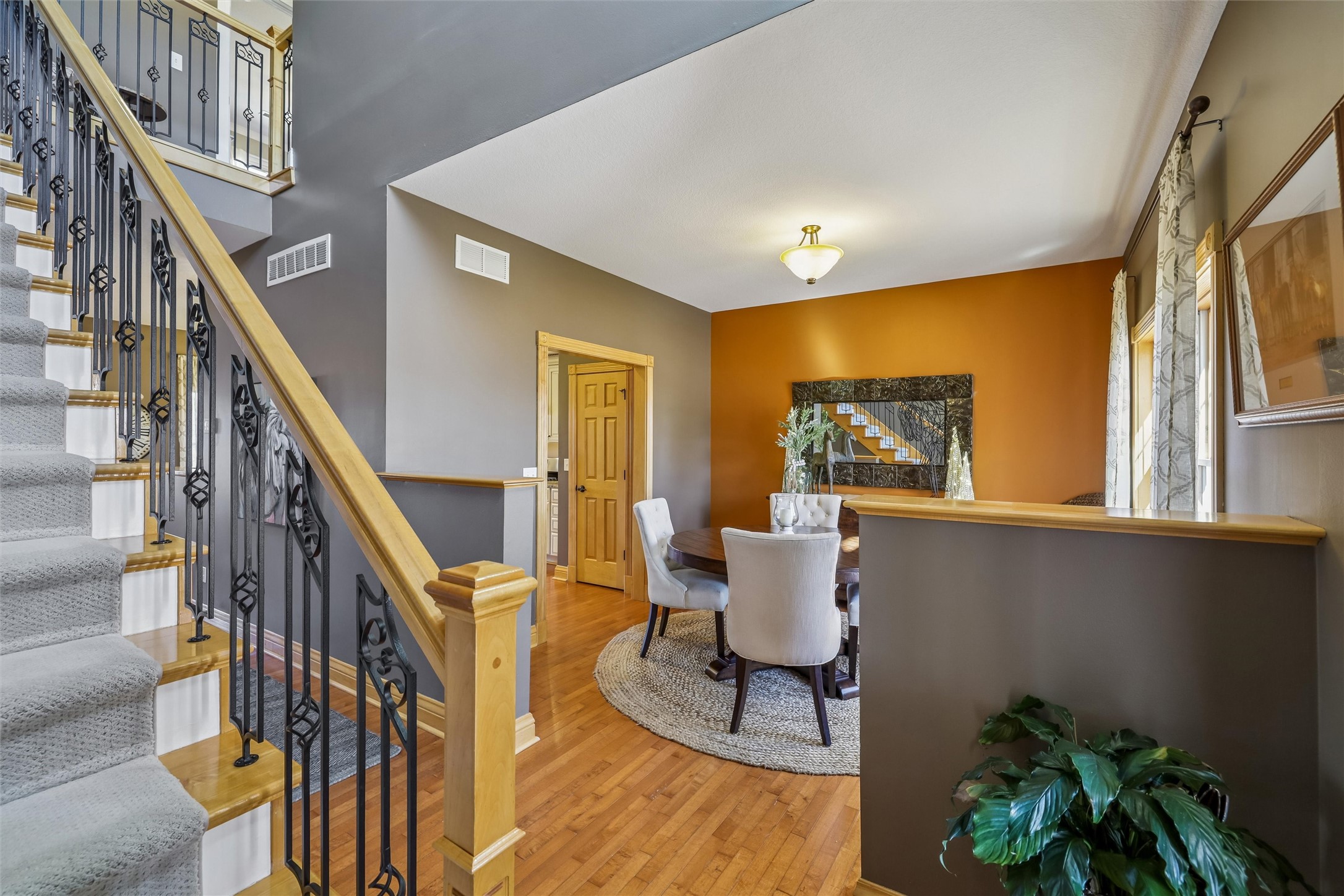 3021 N Cattail Creek