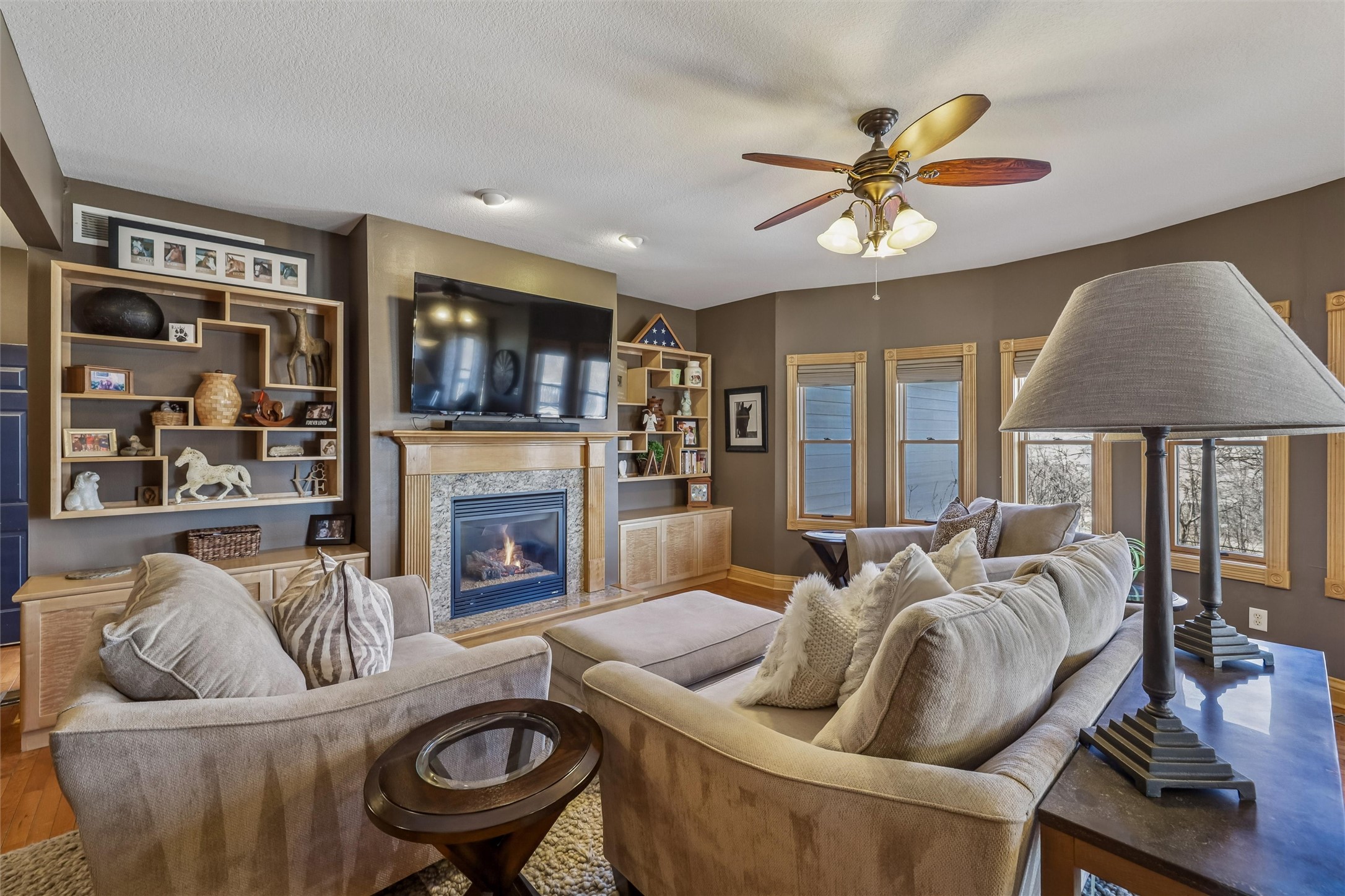 3021 N Cattail Creek