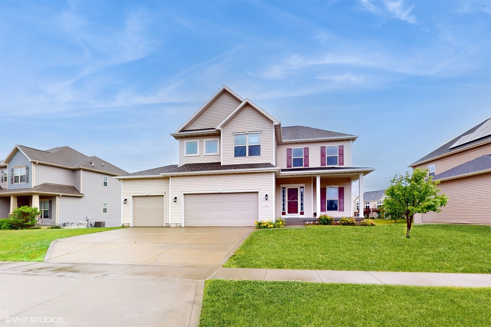 7852 Beechtree Lane, West Des Moines, Iowa image 1