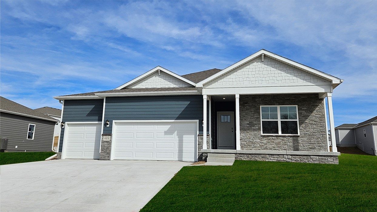 449 Meadows Court, Polk City, Iowa image 1
