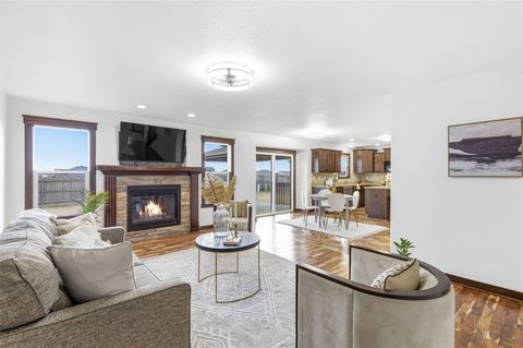 408 28th Street SE Altoona IA 50009