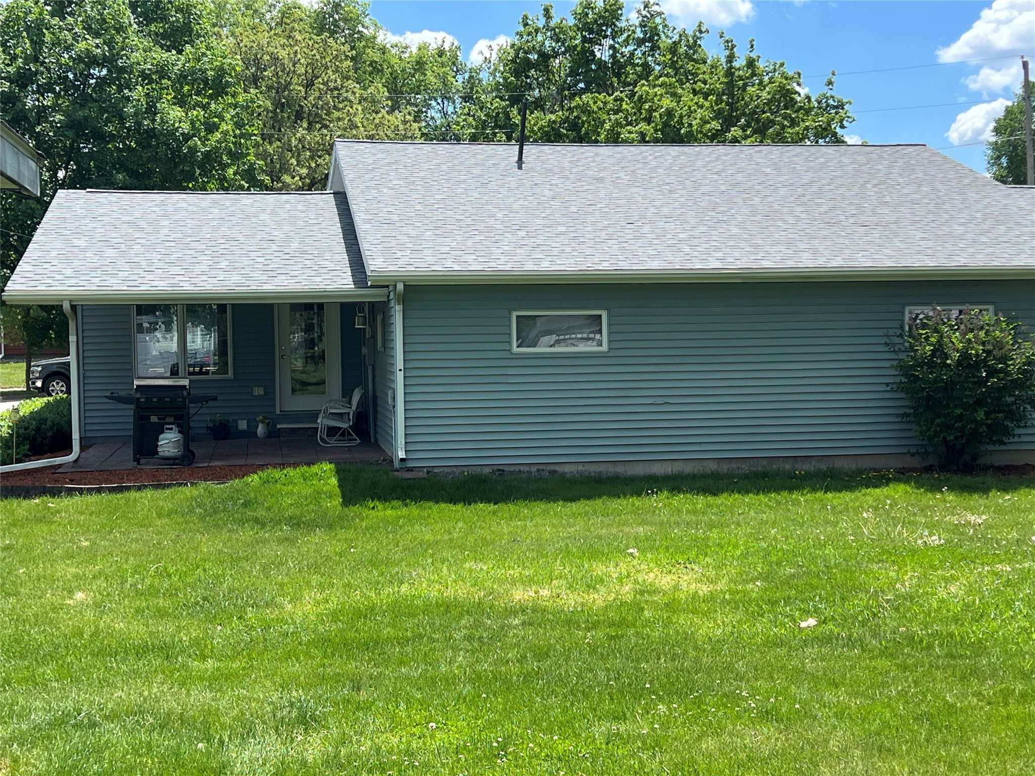 915 Cedar Street, Story City, Iowa image 4