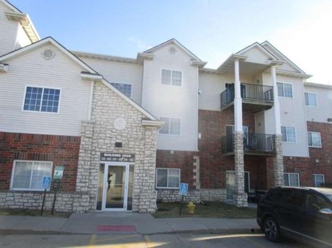 Condo For Sale - 6255 Beechtree Drive #1204<br/> West Des Moines, IA 50266