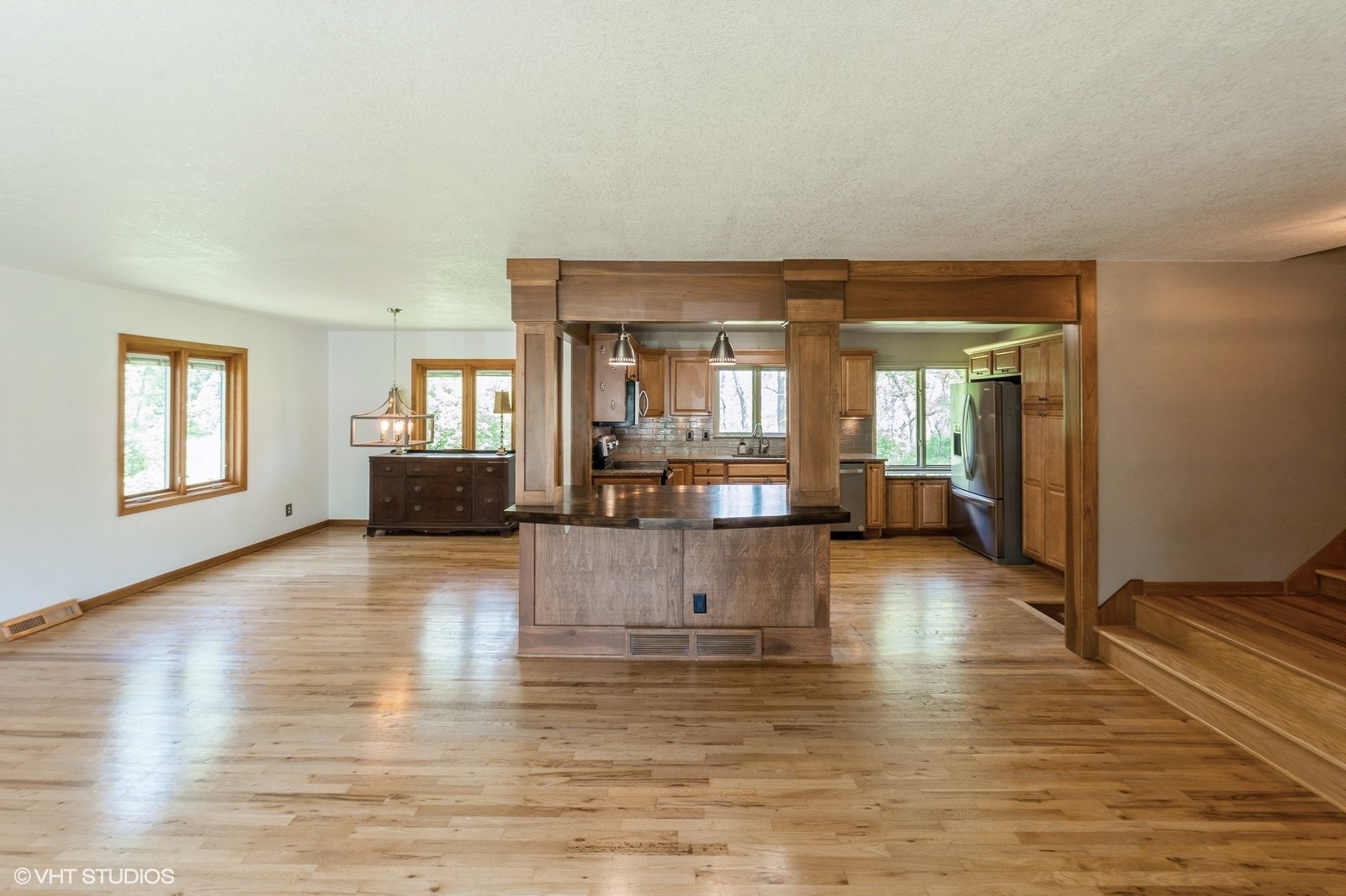 7805 Marilyn Drive, Windsor Heights, Iowa image 6