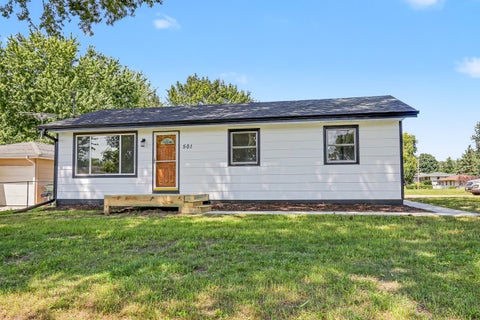 Homes For Sale - 501 W Sherman Street<br/> Monroe, IA 50170