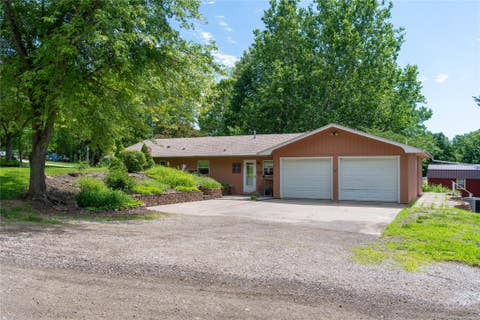 Homes For Sale - 123 Timber Ridge Drive<br/> Pella, IA 50219