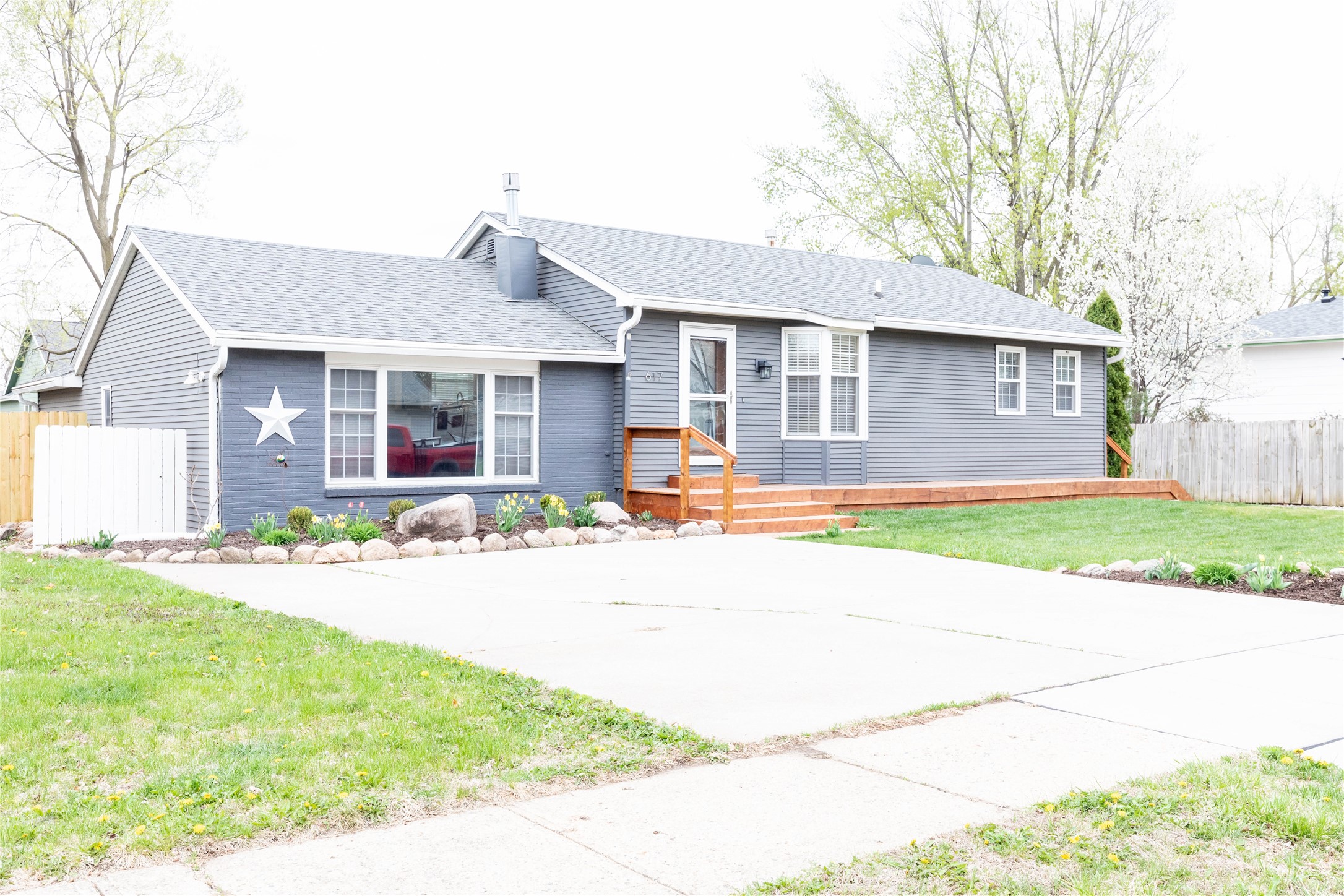 617 Roosevelt Street, Polk City, Iowa image 2