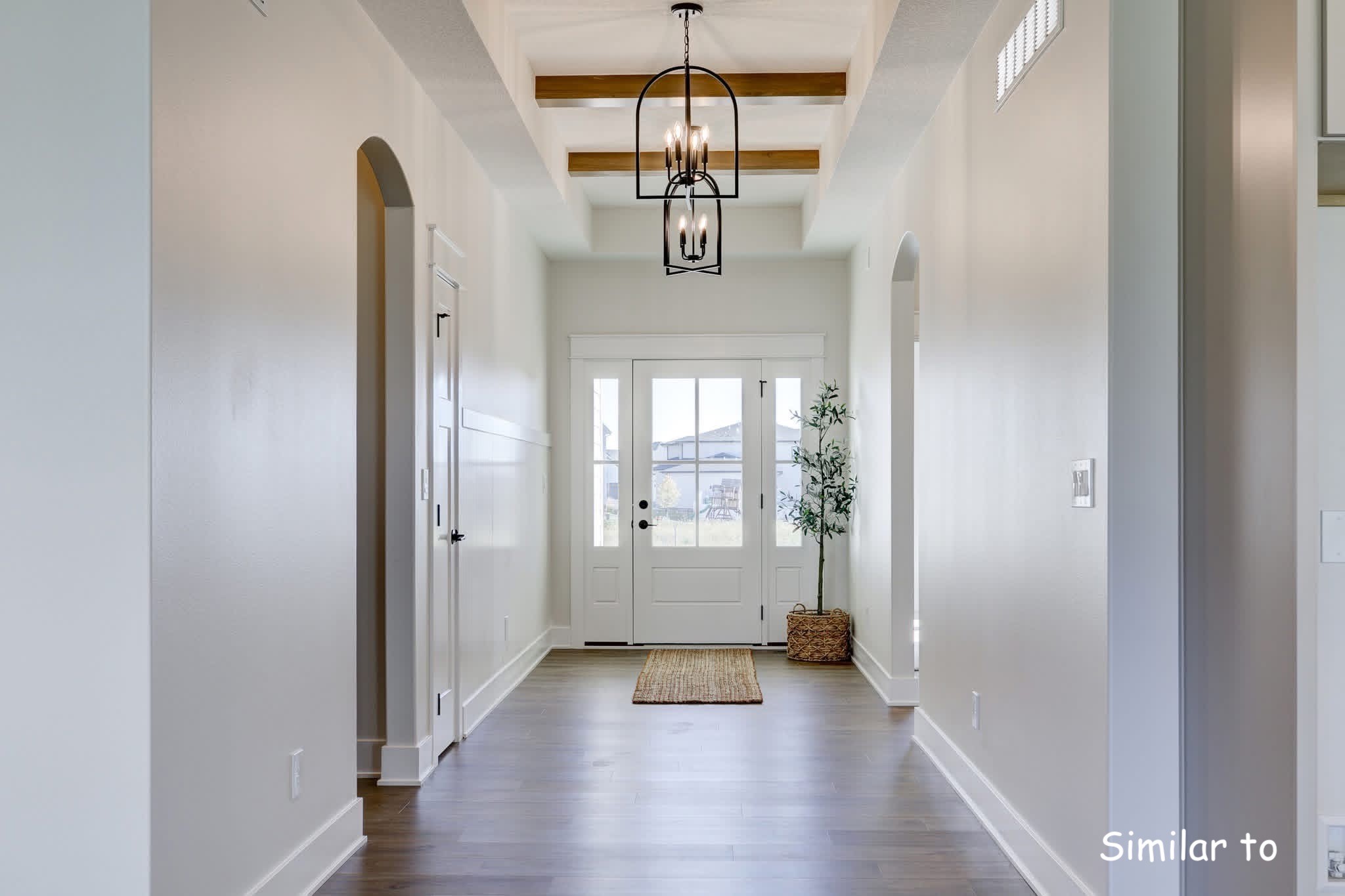1918 Pine Lake Circle