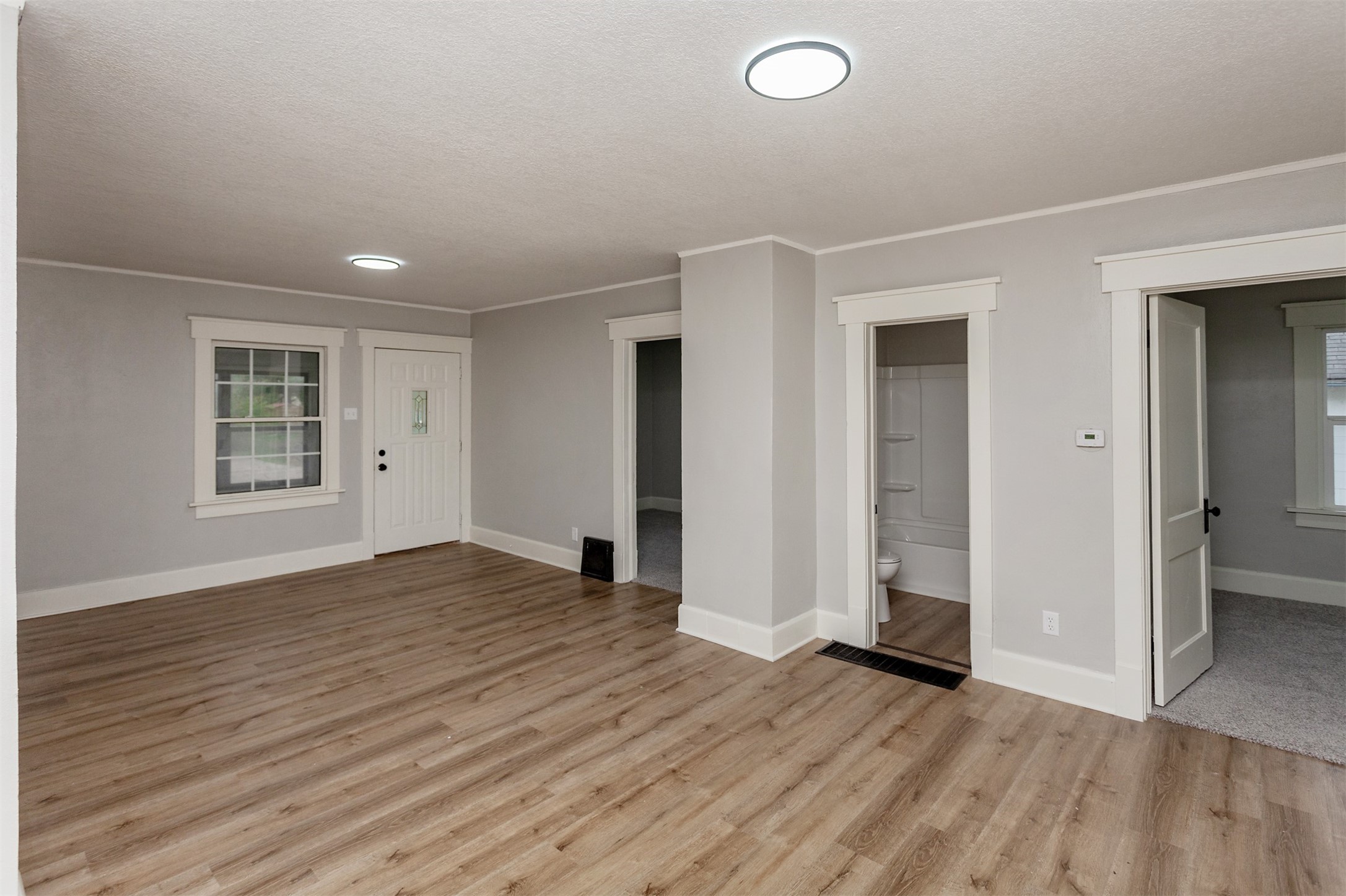 1316 Hull Avenue, Des Moines, Iowa image 7