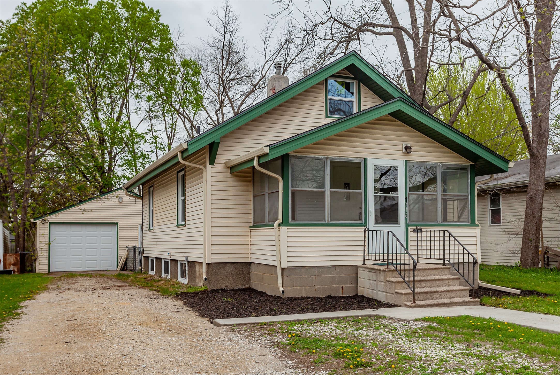 1316 Hull Avenue, Des Moines, Iowa image 1