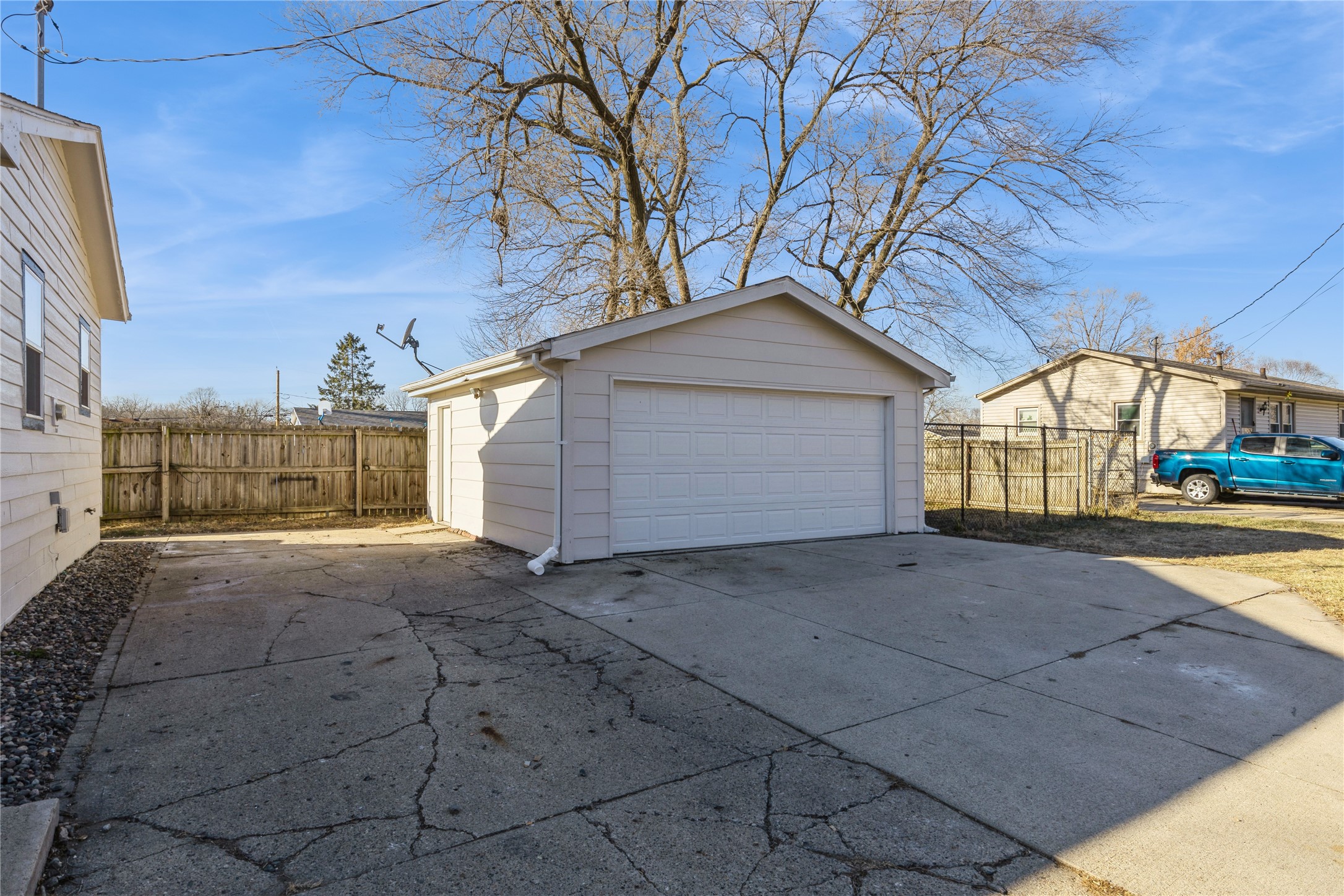 2600 E 37th Street, Des Moines, Iowa image 6