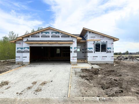 Homes For Sale - 581 NW Crystal Creek Lane<br/> Grimes, IA 50111