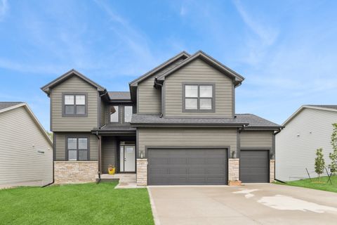 585 NW Rosemont Drive Waukee IA 50263
